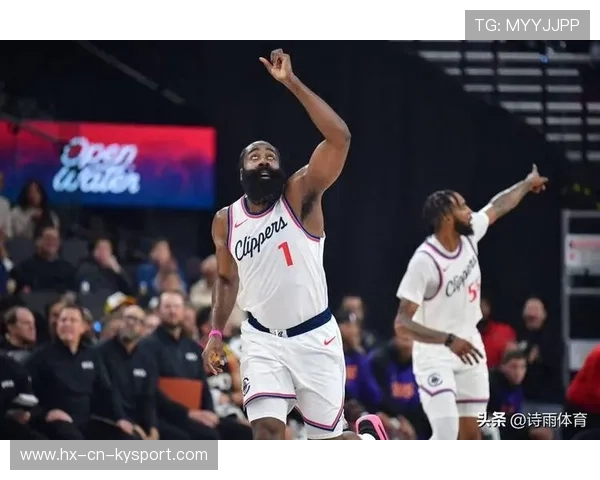 快船战绩持续低迷,哈登和保罗无法扭转局势,哈登对快船神进球 快船战绩持续低迷,哈登和保罗无法扭转局势,哈登对快船神进球